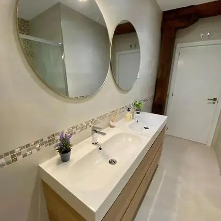 En Con Zonas Comunes Compartida Hp Δωμάτια σε οικογενειακή κατοικία