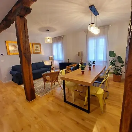 En Con Zonas Comunes Compartida Hn Homestay szállás *